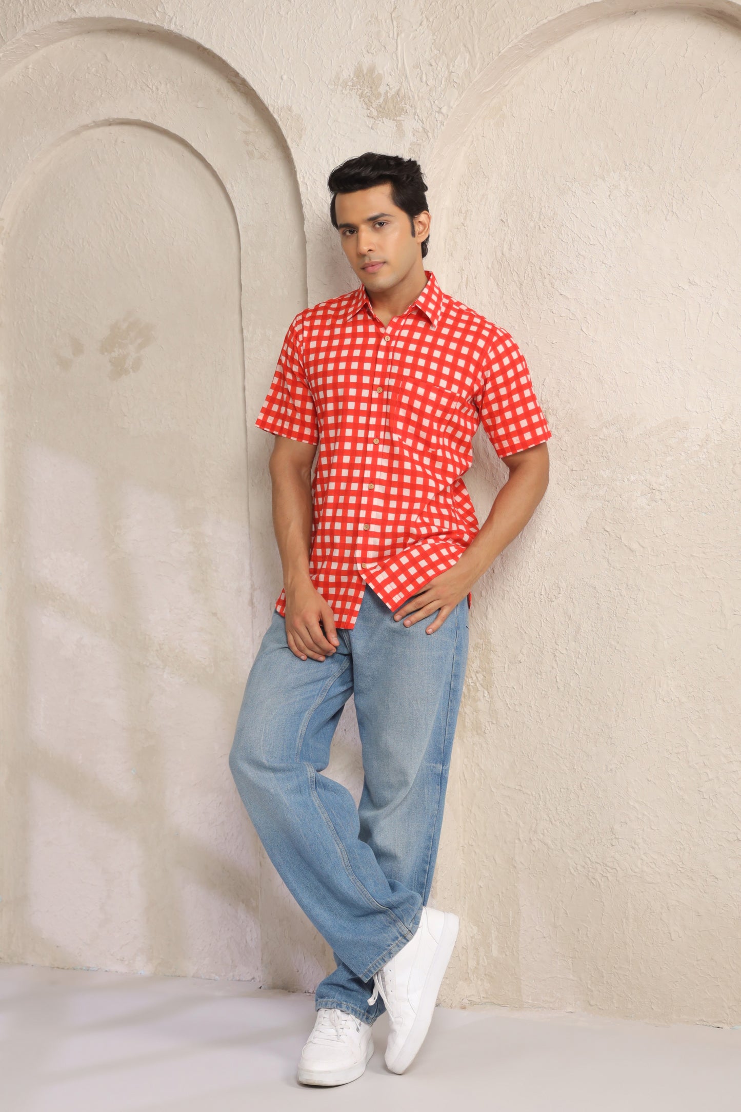 Red checks half sleeve shirt